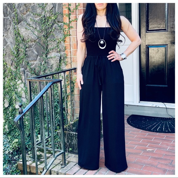 Chic black tube top wide leg side pockets jumpsuit - Picture 8 of 8